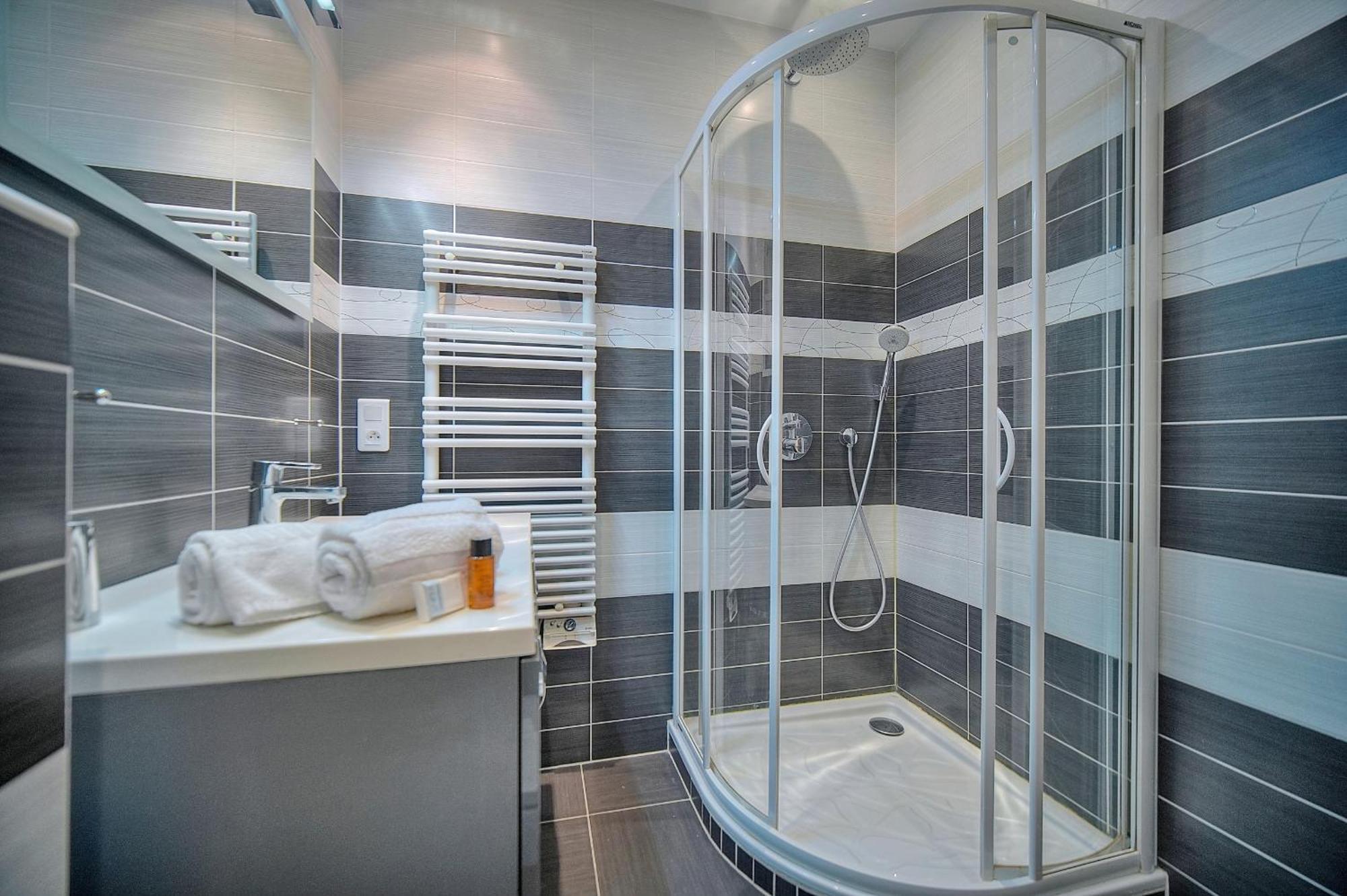 Moderne 3 Pieces Idealement Situe Centre De Cannes L! A2B22 Экстерьер фото