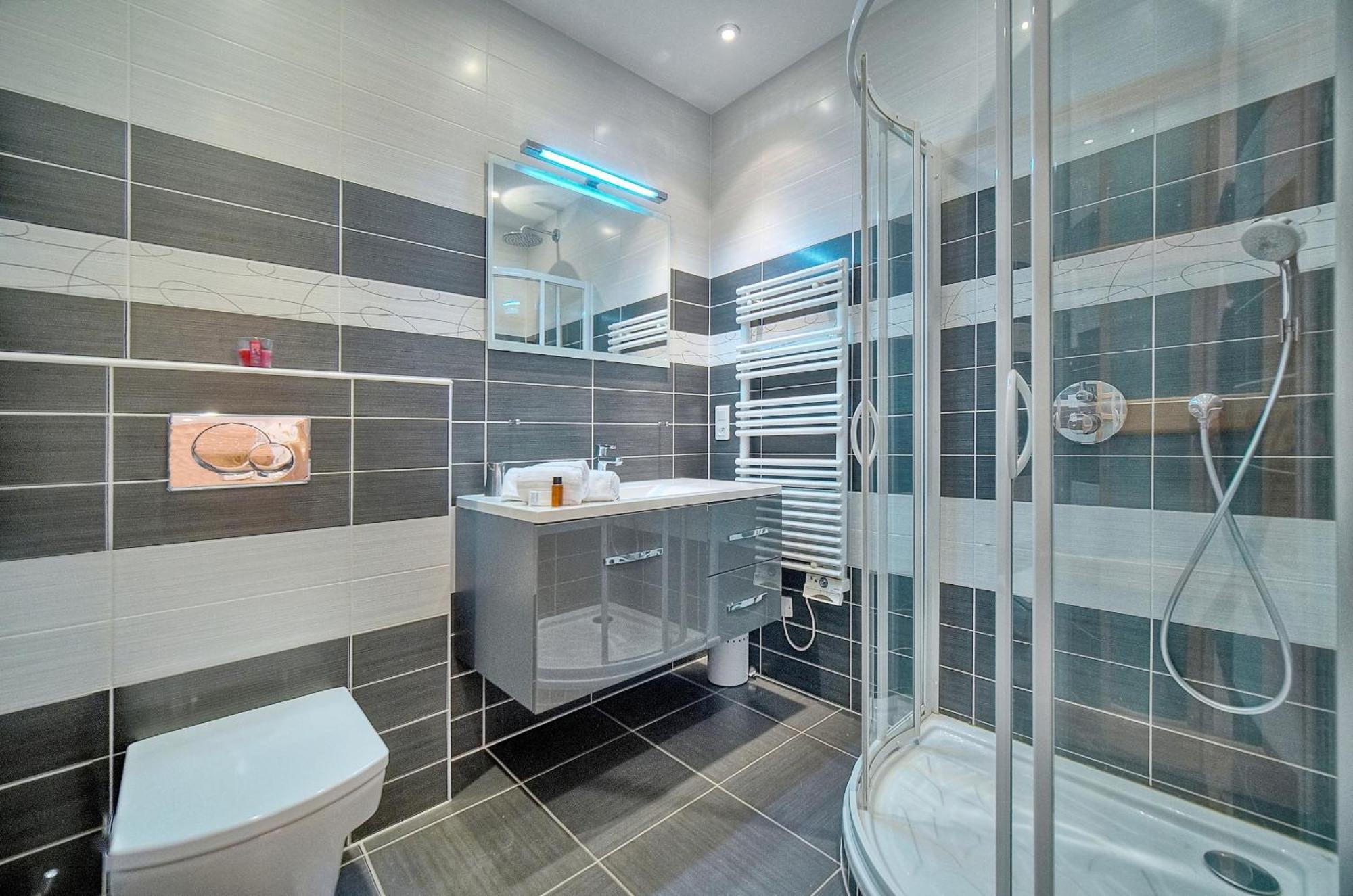 Moderne 3 Pieces Idealement Situe Centre De Cannes L! A2B22 Экстерьер фото